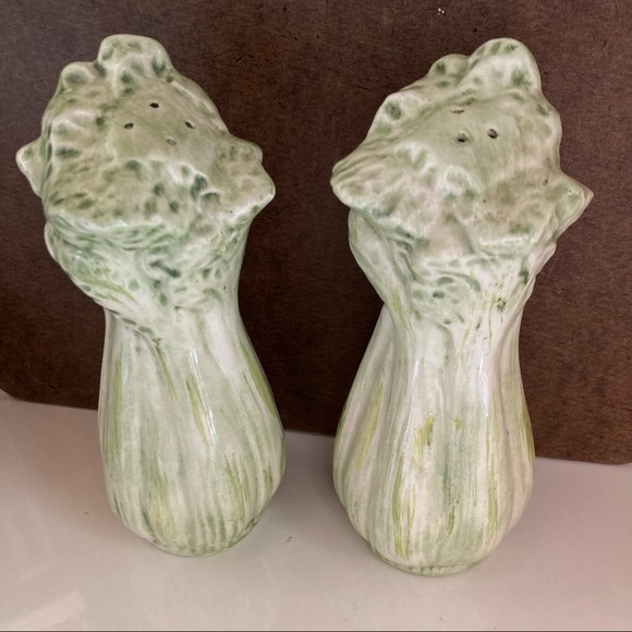 Vintage Celery Salt & Pepper Shakers - Picture 2 of 10